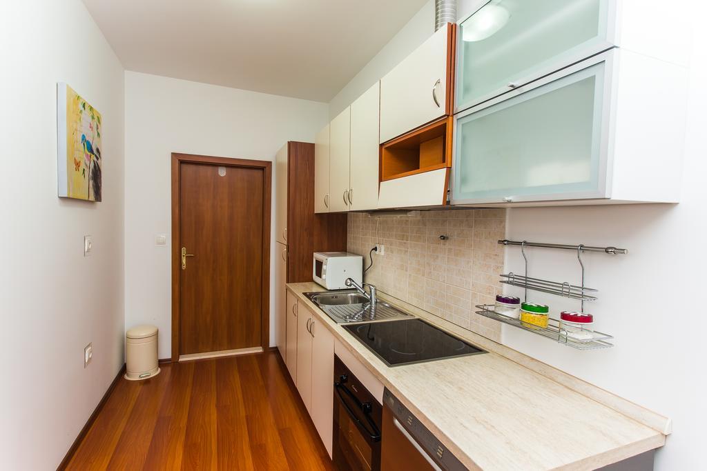 Apartman Nikolic 2 Lägenhet Kaštela Exteriör bild